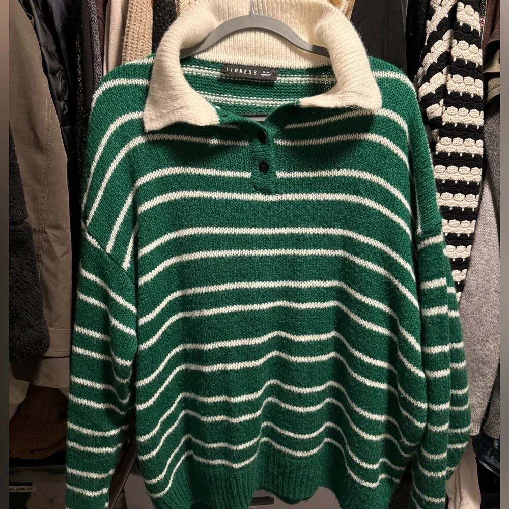 Lioness Green and White Striped Long Sleeve Top - Picture 2 of 2